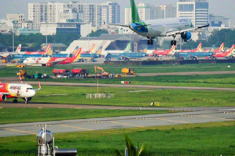 141 chuyến bay quay lại sau cất cánh tại sân bay Tân Sơn Nhất 